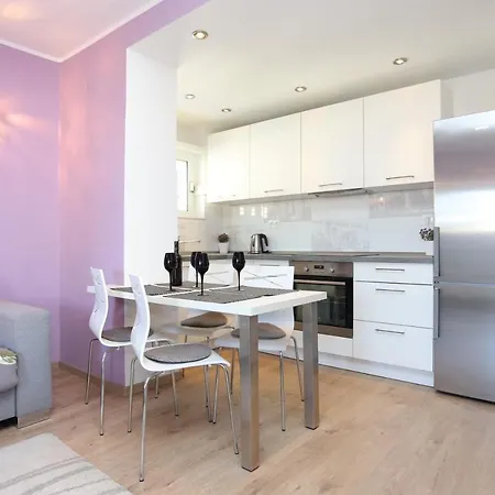 Appartement With Parking Space - 15841 *